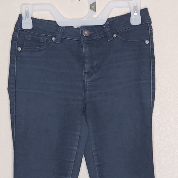 Blue Spice Jeans Womens 1 Blue Slim Low Rise Straight Jegging Denim Pants - Picture 3 of 12